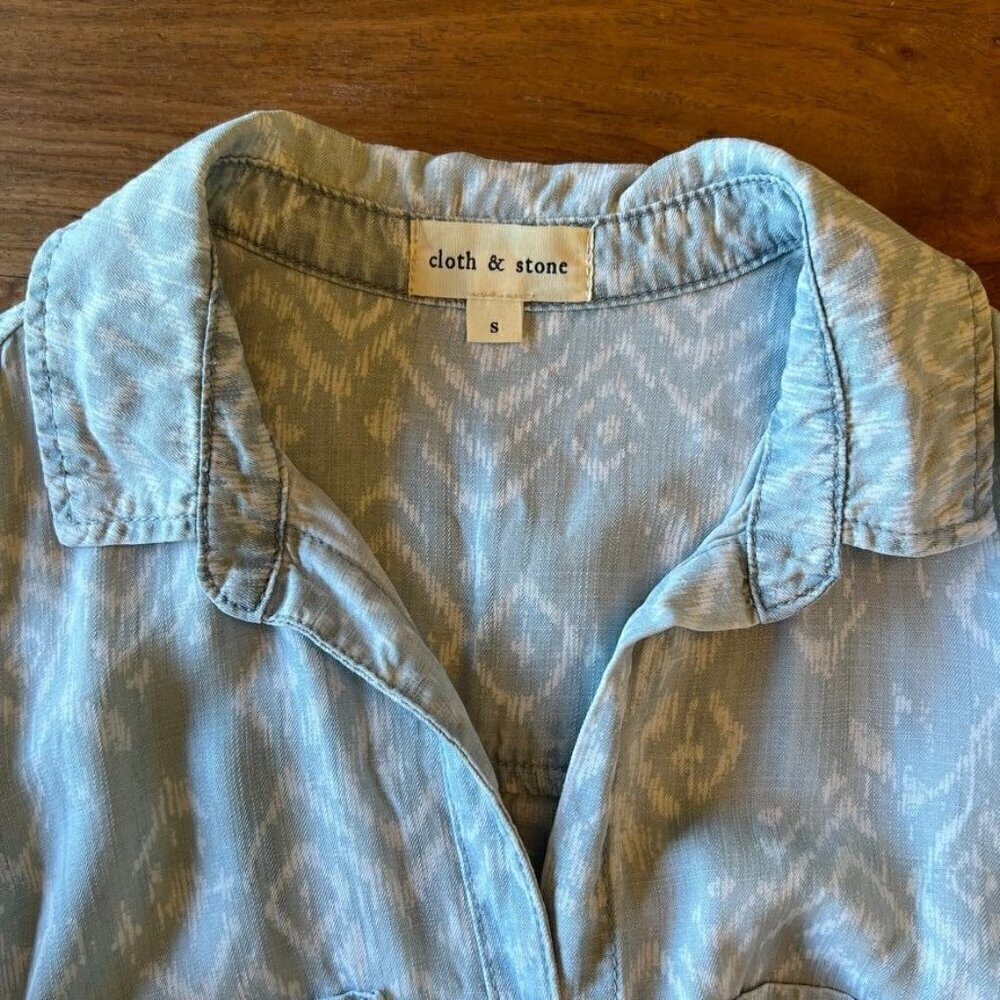 Anthropologie Cloth & Stone Blue & White Ikat Chambray Collared Button Front Dre - Picture 7 of 12